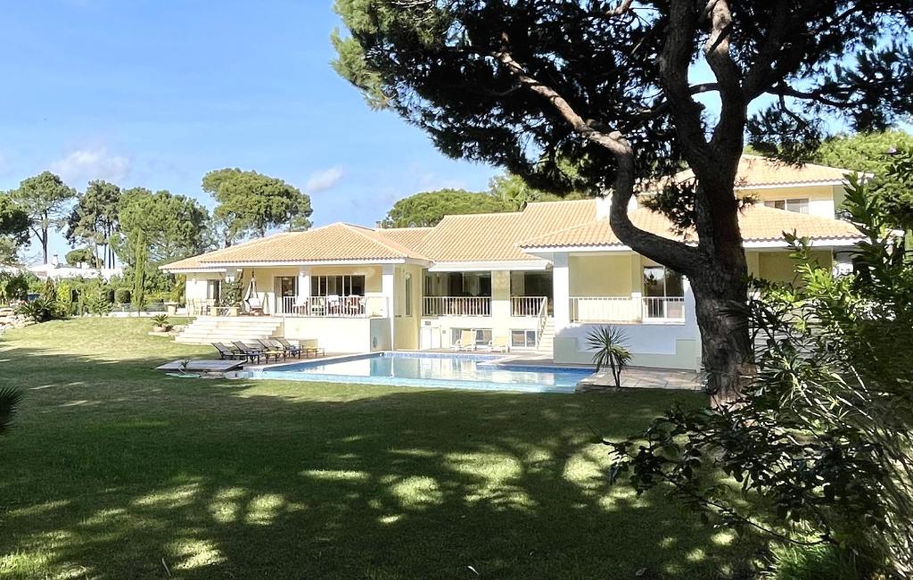 Villa Azaleas CIP Caminho das Azaleas, 29, 8125-416 Vilamoura