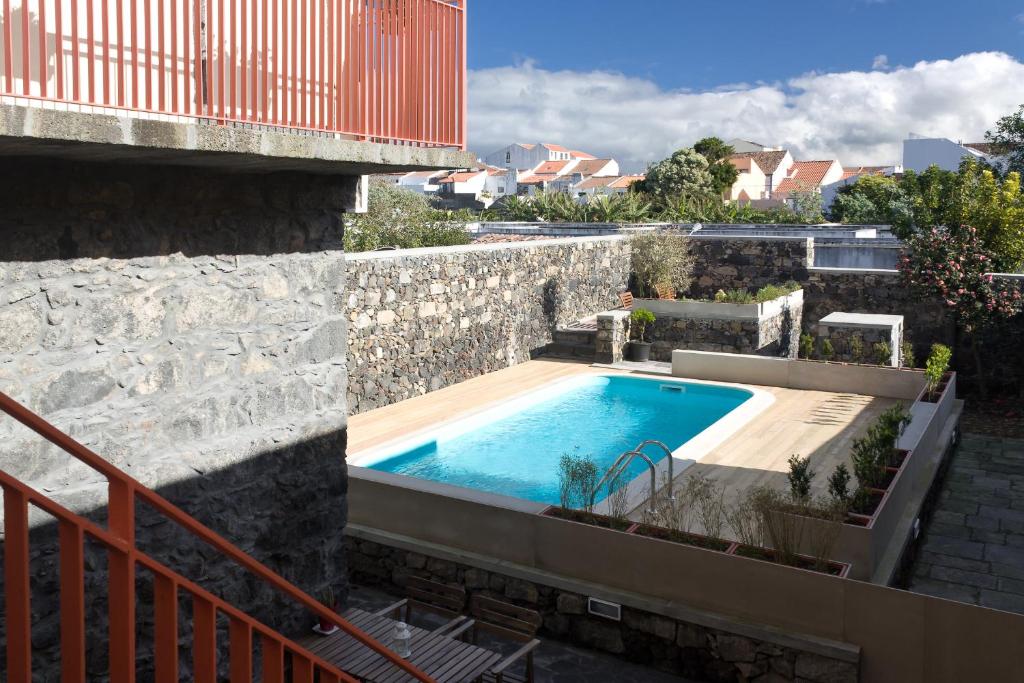 Maison d'hôtes Azorean Urban Lodge Rua José Bensaúde 72, 9500-209 Ponta Delgada