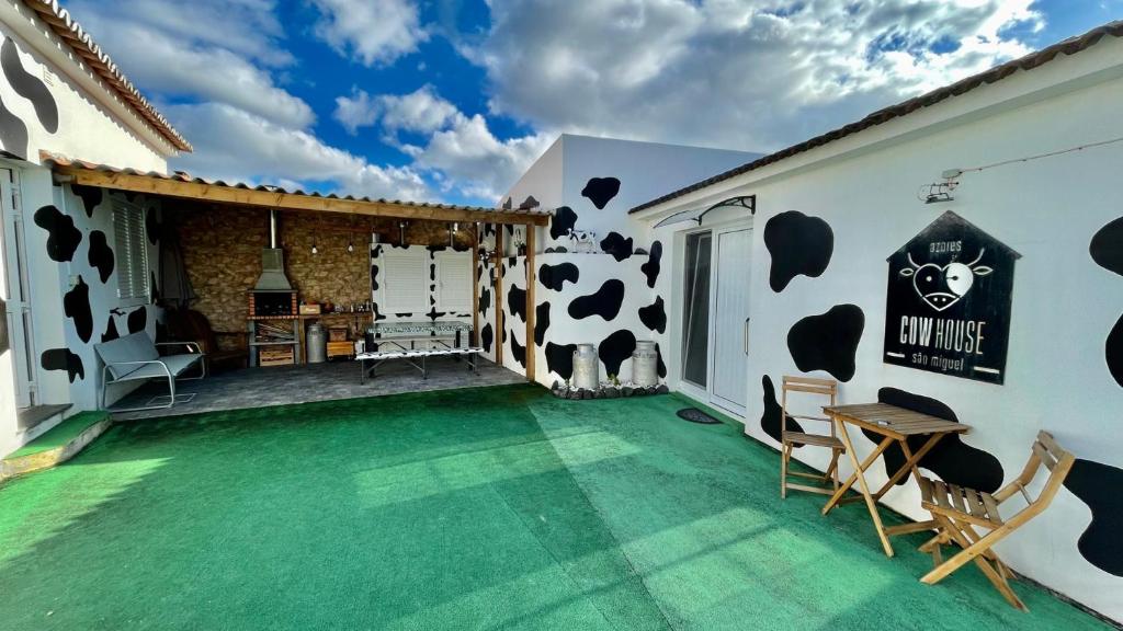 Maison de vacances Azores Cow House EN1-1A 6 Rua da Igreja 16A, 9600-018 Calhetas