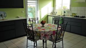 B&B / Chambre d'hôtes \ 35 Village de sauzet 33210 Langon Aquitaine