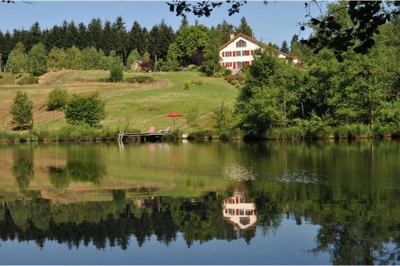 B&B / Chambre d'hôtes \ Route D266 Ferme des Hauts Champs 70310 Écromagny