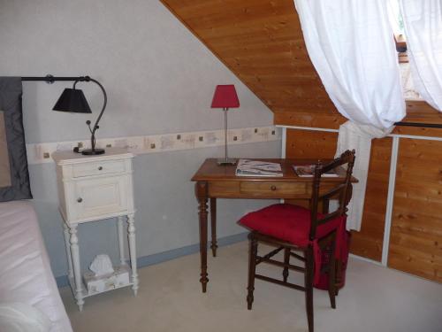 À la MAISON JAUNE