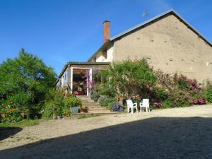 B&B / Chambre d'hôtes A la source du saolon 9 rue du haut 52600 Culmont Champagne-Ardenne