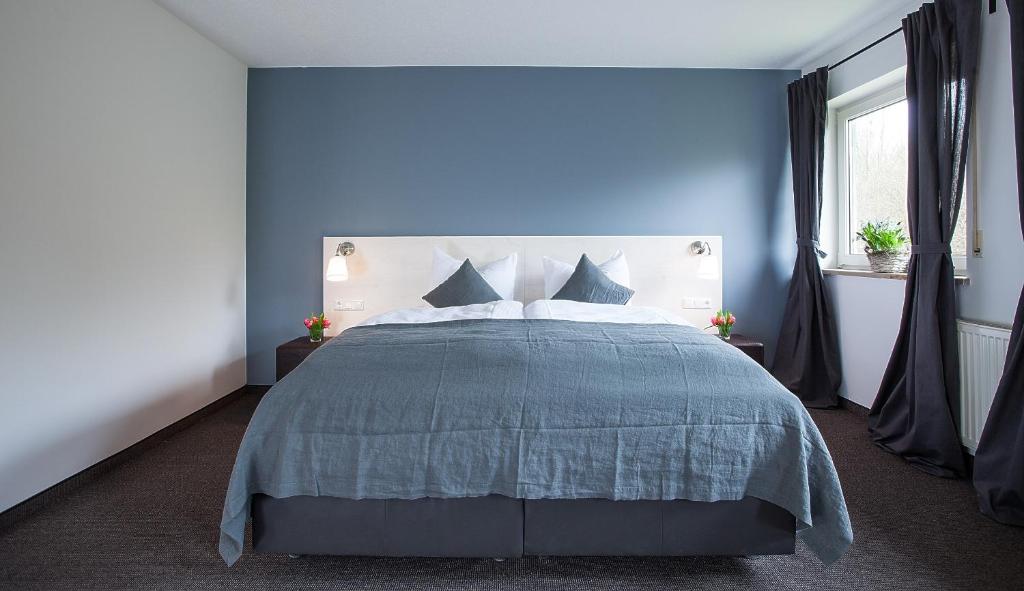 Alpenglühen Smart Hotel Peter-Henlein-Str. 4, 82140 Olching