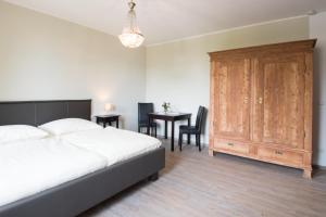 B&B / Chambre d'hôtes Altes Forsthaus In den Wiesen 2 54531 Manderscheid Rhénanie-Palatinat