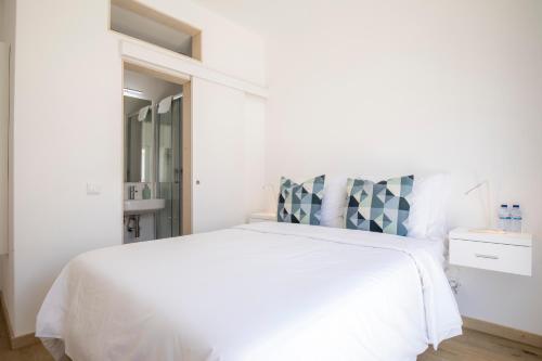 Alto Mar Inn