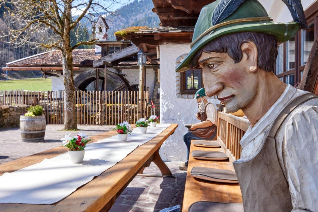 Appartements Gasthof Schleifmühle Unterammergau Liftweg 2, 82497 Unterammergau