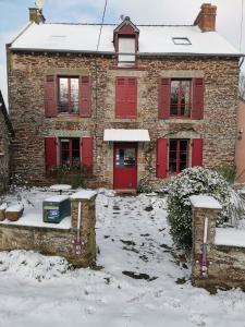 B&B / Chambre d'hôtes Ar Litorienn Folle Pensée 35380 Paimpont Bretagne