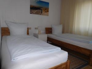 B&B / Chambre d'hôtes Arkadia Hotel 21 Schulze-Delitzsch-Strasse 30938 Burgwedel Basse-Saxe