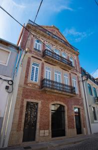 B&B / Chambre d'hôtes Arte Nova Guesthouse 9 Rua de São Francisco Álvares 6200-104 Covilhã Région Centre