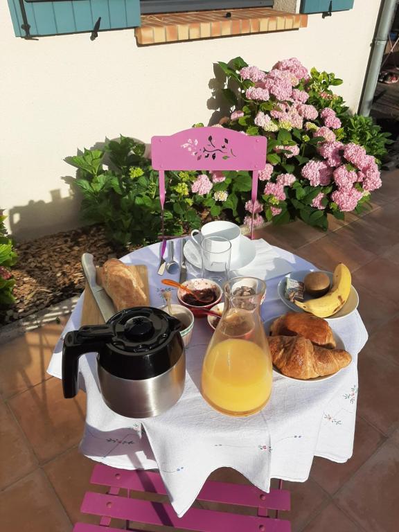 B&B / Chambre d'hôtes Au Chat Perché chambre double 18 Rue Maurice Cayen 78124 Mareil-sur-Mauldre