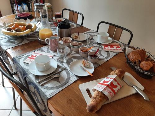 B&B / Chambre d'hôtes Au Chat Perché chambre double 18 Rue Maurice Cayen 78124 Mareil-sur-Mauldre Île-de-France