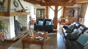 B&B / Chambre d'hôtes Au clair du soleil 26 Route de Sainte-Hermine 85210 Saint-Juire-Champgillon Pays de la Loire