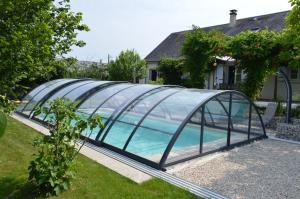 Au Coeur Du Bien Etre, chambre d'hôtes avec piscine chauffée et couverte, SPA, sauna, massages