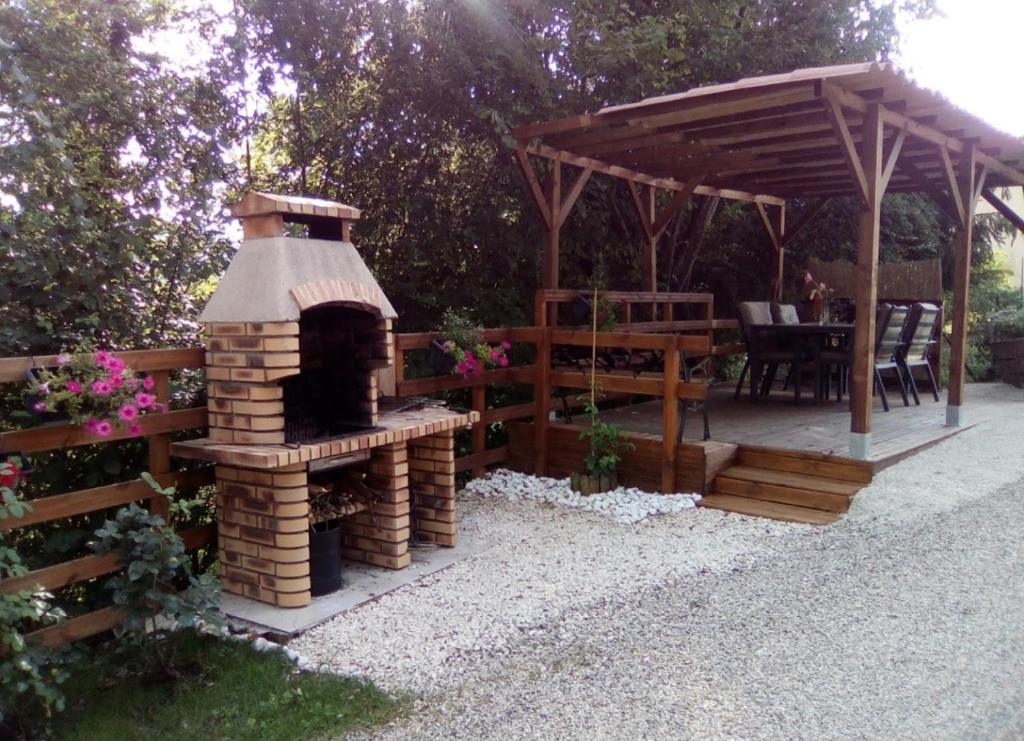 Au petit bonheur 7,rue de la nitriere, 01430 Saint-Martin-du-Frêne