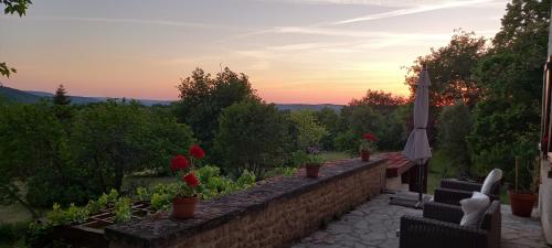 AU SOLEIL COUCHANT