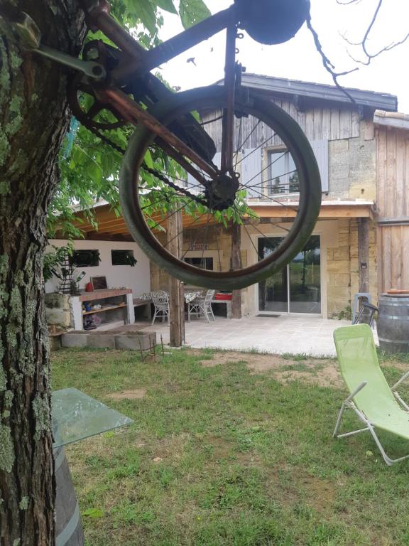 B&B / Chambre d'hôtes Au Vélo dans l'Arbre 299 Petit Bigaroux lieu dit petit bigaroux 33330 Saint-Sulpice-de-Faleyrens