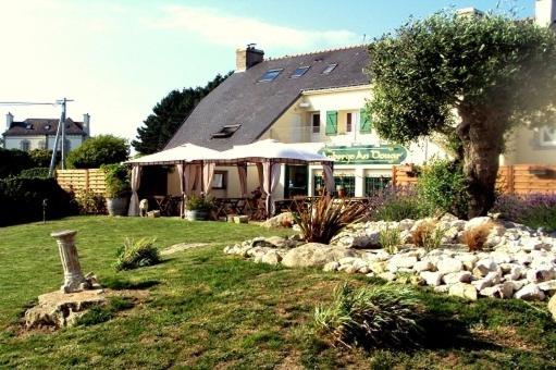 B&B / Chambre d'hôtes Auberge An Douar La croix du Mourillon 56530 Quéven