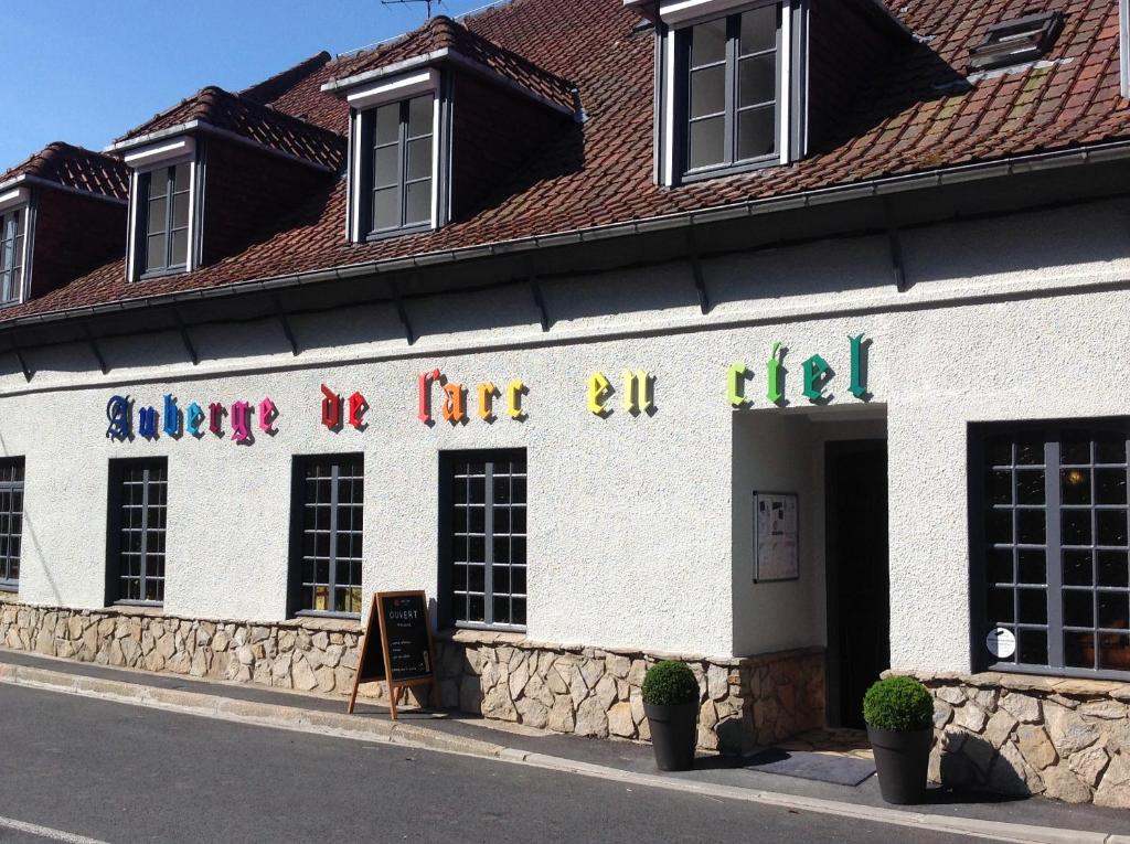 B&B / Chambre d'hôtes Auberge de l'Arc en Ciel 22 rue de Fruges 62560 Fauquembergues