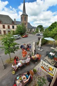 B&B / Chambre d'hôtes Auberge De La Providence Le Bourg 63680 Saint-Donat Auvergne