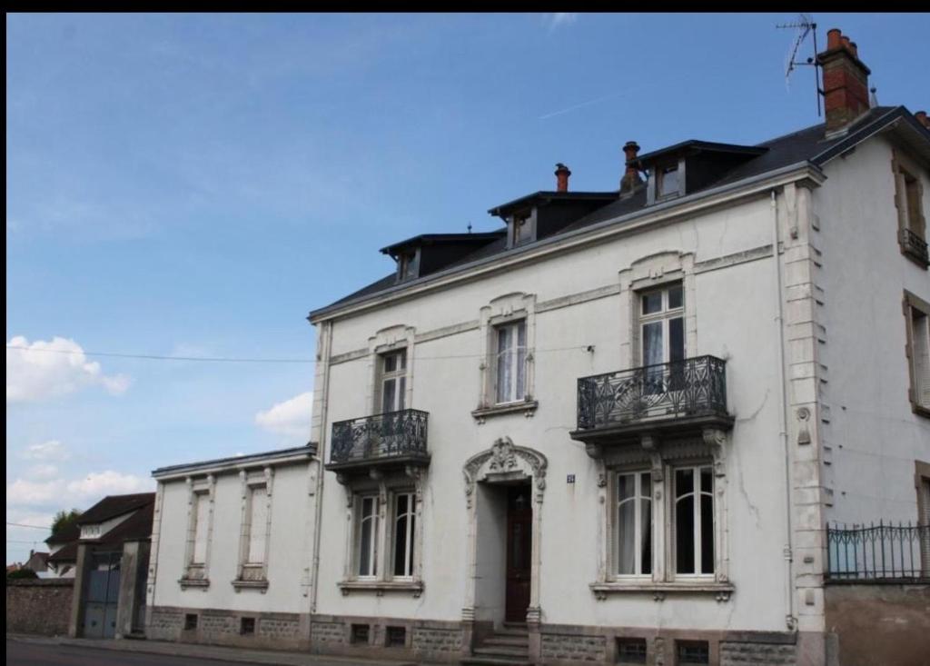 B&B / Chambre d'hôtes Augustodun'Home Boulevard Laureau 24 71400 Autun