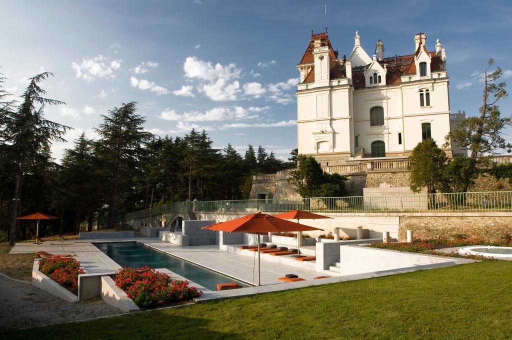 B&B / Chambre d'hôtes B&B Château Valmy - Les Collectionneurs Chemin de Valmy 66700 Argelès-sur-Mer