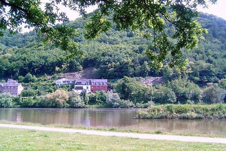 B&B Die Quelle nicolausufer 38, 54470 Bernkastel-Kues