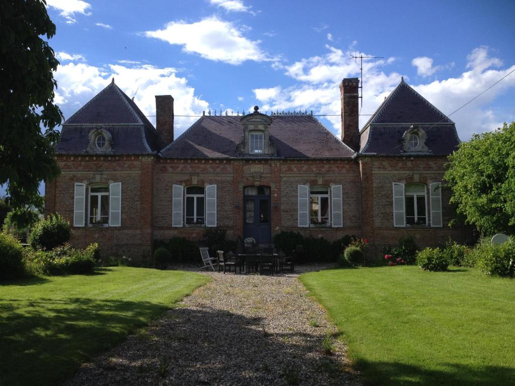 B&B / Chambre d'hôtes B&B - Entre terre et mer 3, rue de Vergies 80140 Frettecuisse