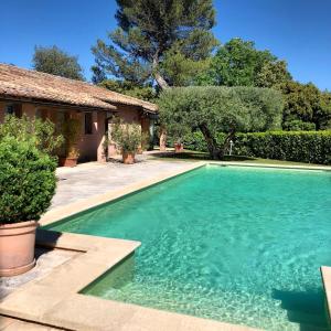 B&B / Chambre d'hôtes B&B La Badelle 984 Route de La Badelle 84220 Gordes Provence-Alpes-Côte d\'Azur