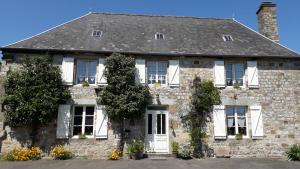 B&B / Chambre d'hôtes B&B La Difference Le Pressoir Le grand Beauvais 61700 Rouellé Normandie