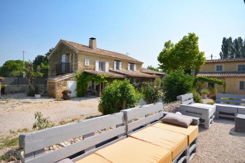B&B Le Mas Julien piscine chauffée adult only