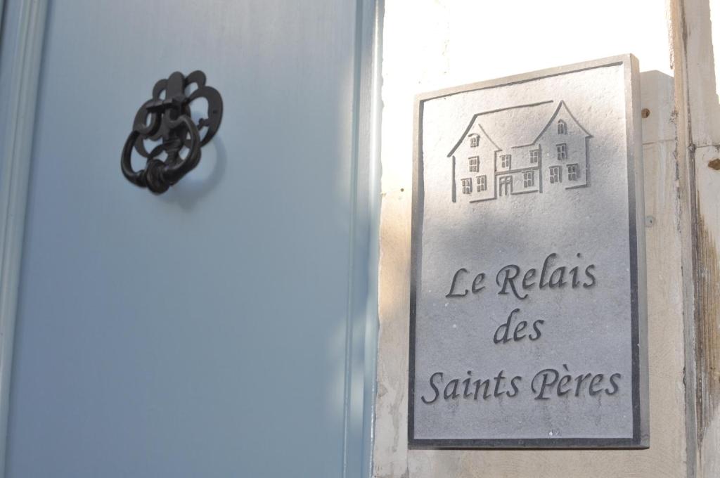 B&B / Chambre d'hôtes B&B Le Relais des Saints Pères 12 rue Belle Pierre 89000 Auxerre