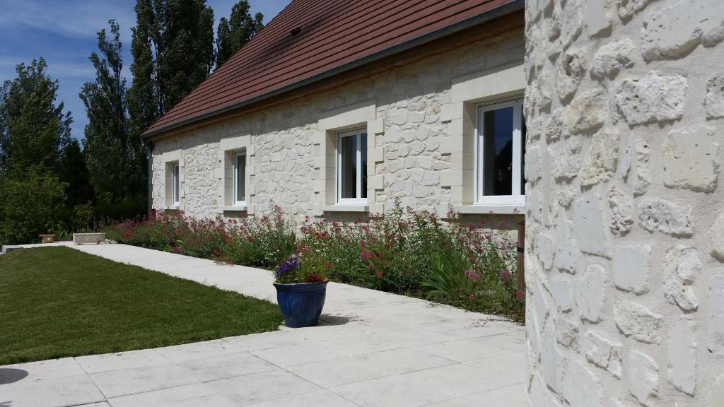 B&B / Chambre d'hôtes B&B Soissons L'Arthome chambres d'hôtes 24 Rue de Paris 02200 Mercin-et-Vaux