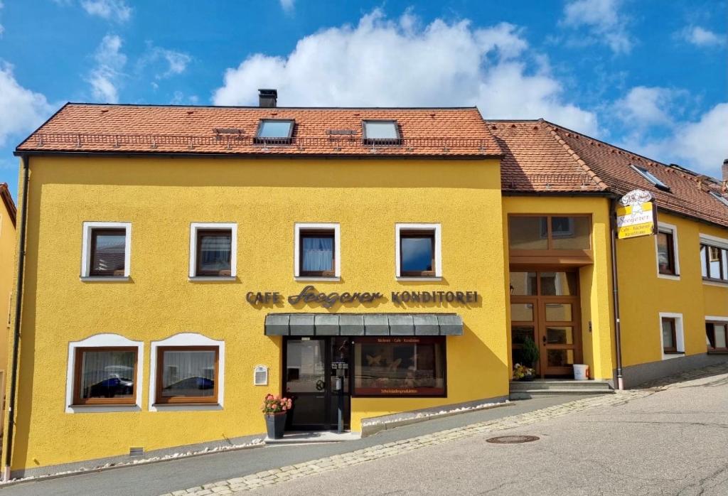Bäckerei & Pension Seegerer Färberbäckergasse 15, 92723 Tännesberg