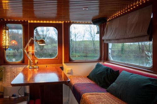 Bateau péniche au coeur de Lille