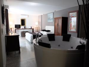 Be Loft B&B Pool & Spa