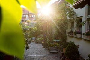 B&B / Chambre d'hôtes Beate's Bed & Breakfast Steinweg 44 35516 Münzenberg Hesse