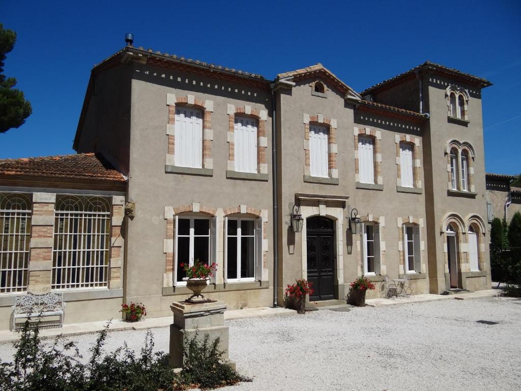 Bed & Breakfast L'Orangerie 41 Avenue des Platanes, 11000 Carcassonne