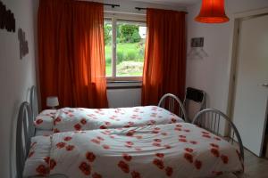 B&B / Chambre d'hôtes bed en breakfast Floris In der Holl 3 54570 Wallenborn Rhénanie-Palatinat