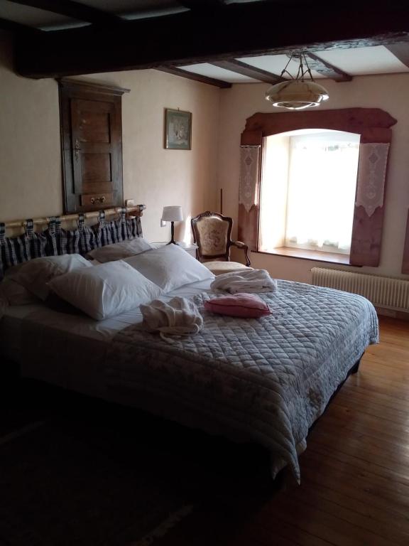 B&B / Chambre d'hôtes Bim Cathele 5 Route de Berg 67260 Burbach