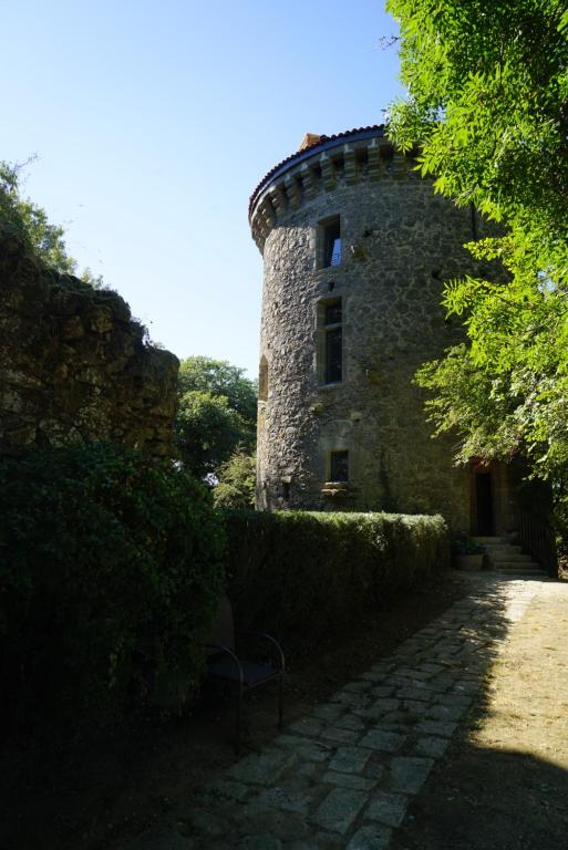 B&B / Chambre d'hôtes Bocage Belle Histoire Le Puy Cadore 79320 Moutiers-sous-Chantemerle