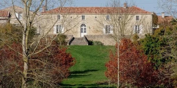 B&B / Chambre d'hôtes C’est si Bon Vendée - Puy du Fou 1 Chemin de la Bodinière 85110 Saint-Germain-de-Prinçay