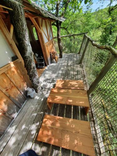 B&B / Chambre d'hôtes Cabane Dans Les Arbres - La Pagode Mas de Simon et Mas de Ram 46150 Mechmont Midi-Pyrénées