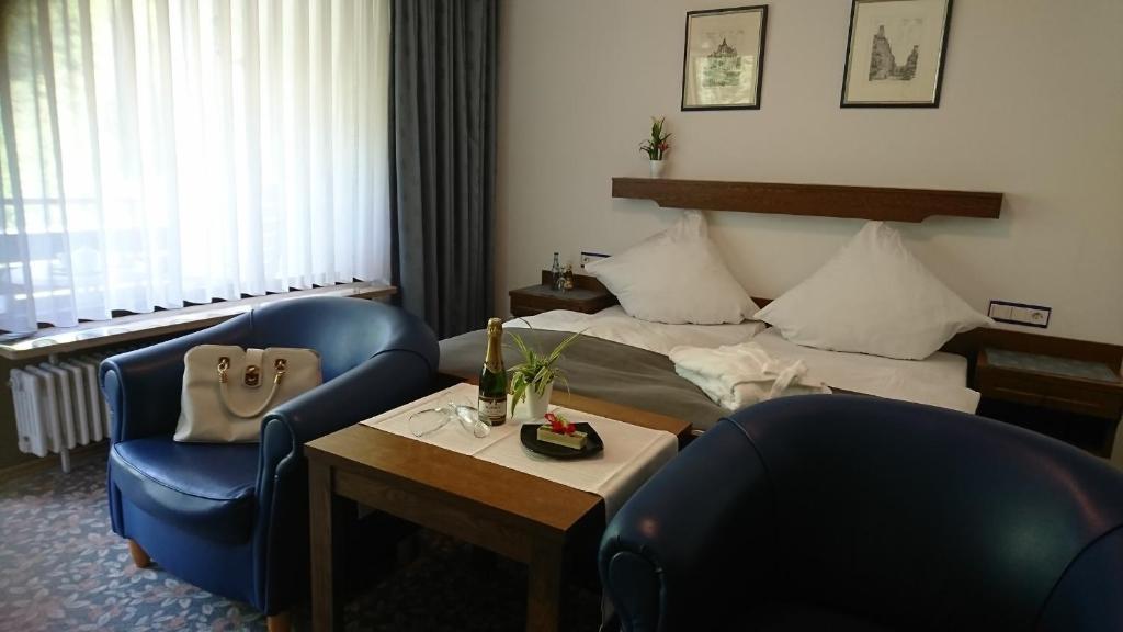 Café Blaich - Hotel Garni Hindenburgstr. 55, 75339 Höfen an der Enz