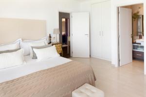 CALI Deluxe Holidays, Sesimbra