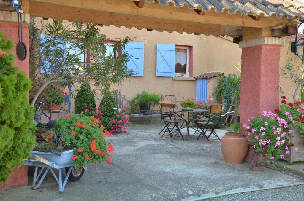 B&B / Chambre d'hôtes CASA-CORSA chambre d'hote Acquanera Prunete 20221 Cervione