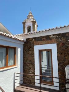 B&B / Chambre d'hôtes Casa da Igrejja Rua José Caetano da Ponte numero 14 7700-080 Almodôvar Alentejo