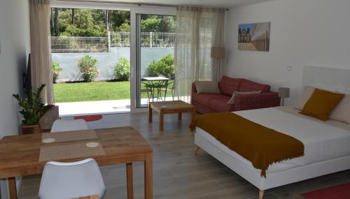 Casa SimPar Holiday Suites