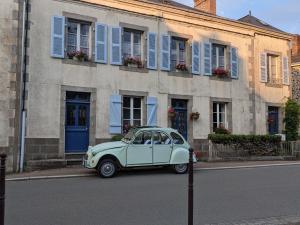 Chailland Home with a view
