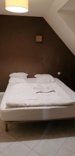 CHAMBRE 1